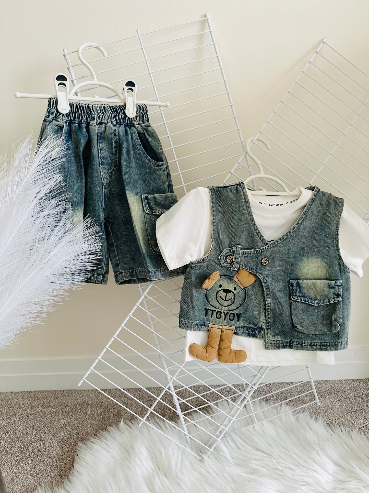 Kids two pieces clothes