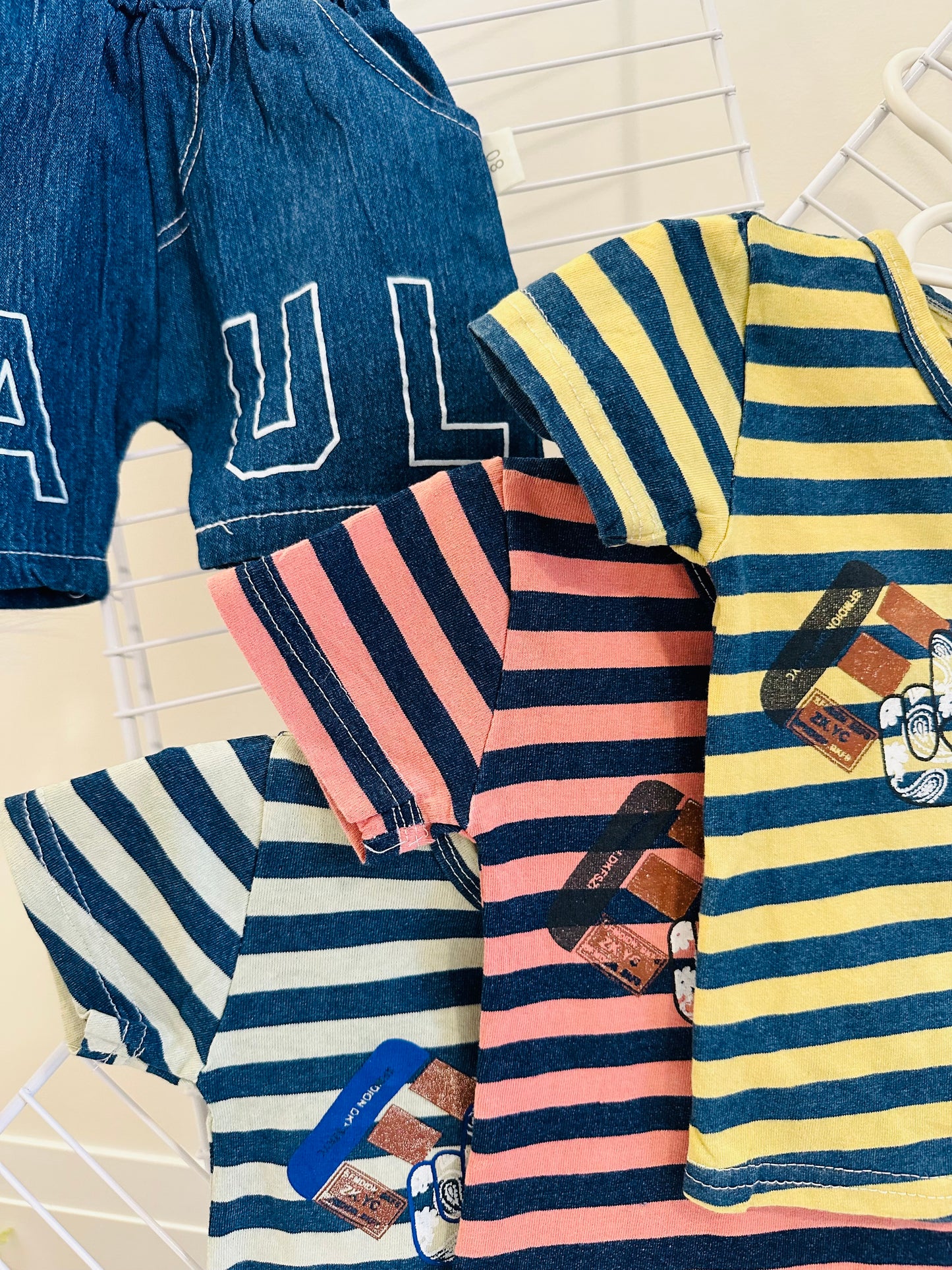 Two pieces kids clothes