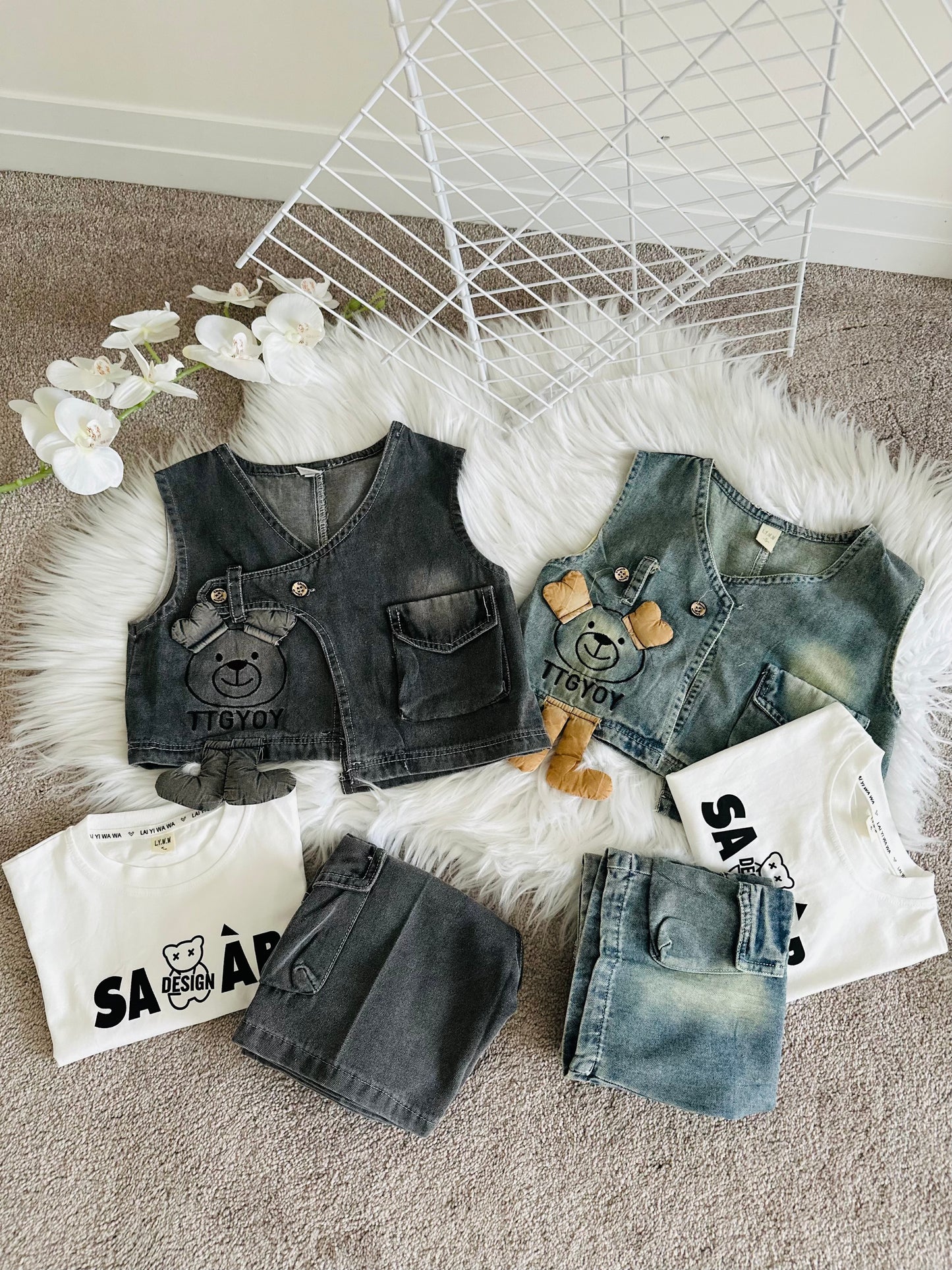 Kids two pieces clothes