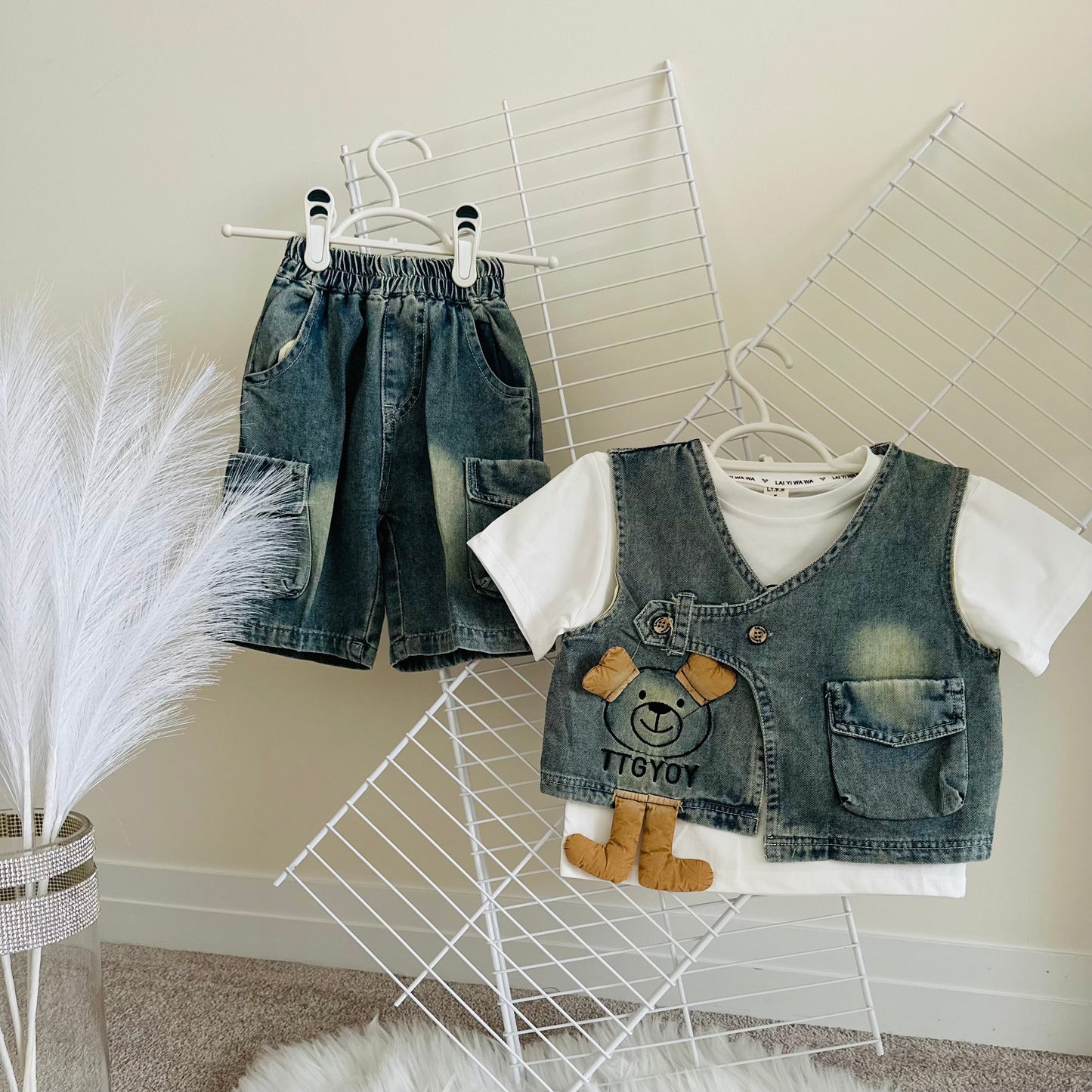 Kids two pieces clothes